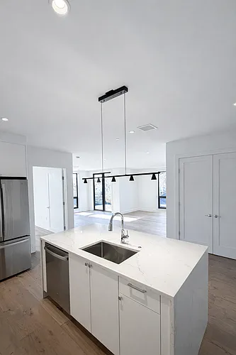 1121 Dorchester Ave #406 Photo 1