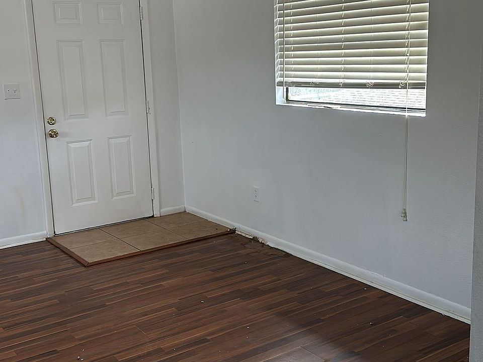 1st image of 570 W Hampshire Blvd #B