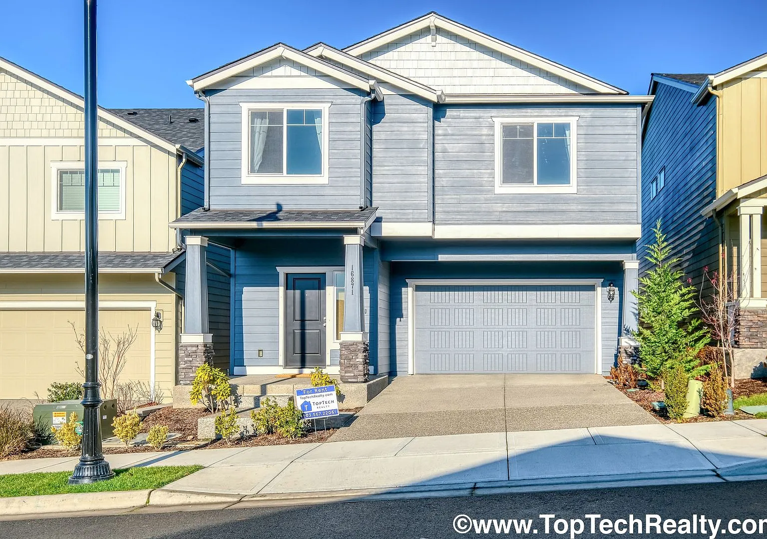 Spectacular 4 Bedroom | 2.5 Bathrooms | Plus Bonus Room | Single Family Home Located In North Bet... — Photo 1