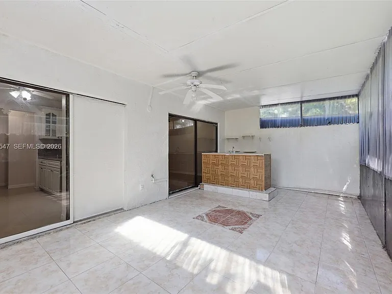 6929 SW 38th St #2-L — Photo 11