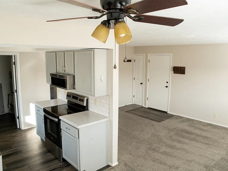 Center 45 Apartments — Photo 4