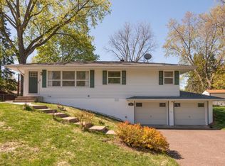 766 Wheaton Ave, Roseville, MN 55113
