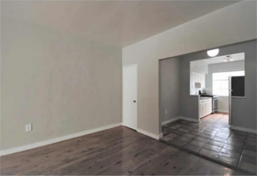 Studio, 600 sqft, $1,950 — Photo 2