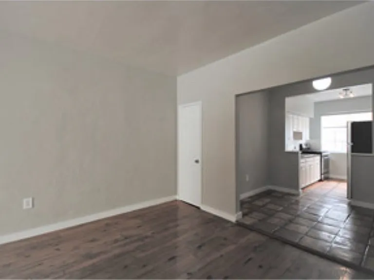 952 Meridian Ave #10 — Photo 2