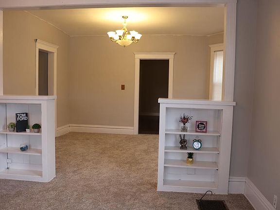 4th image of 330 S Lake St #1