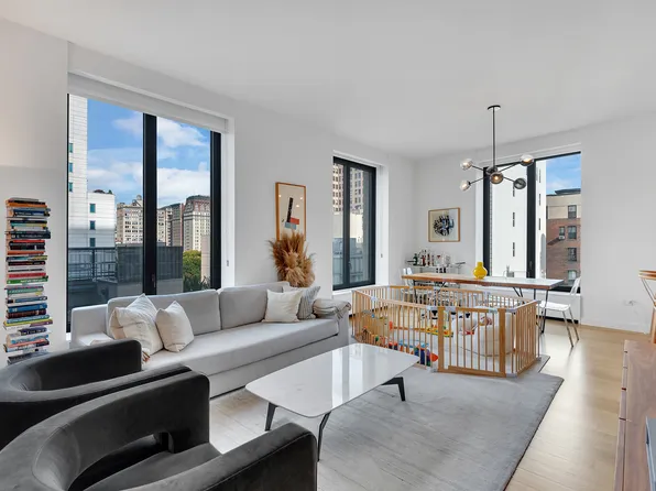 21 East 12th Street image 1 of 8