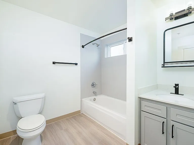 Northlink Apartments — Photo 103