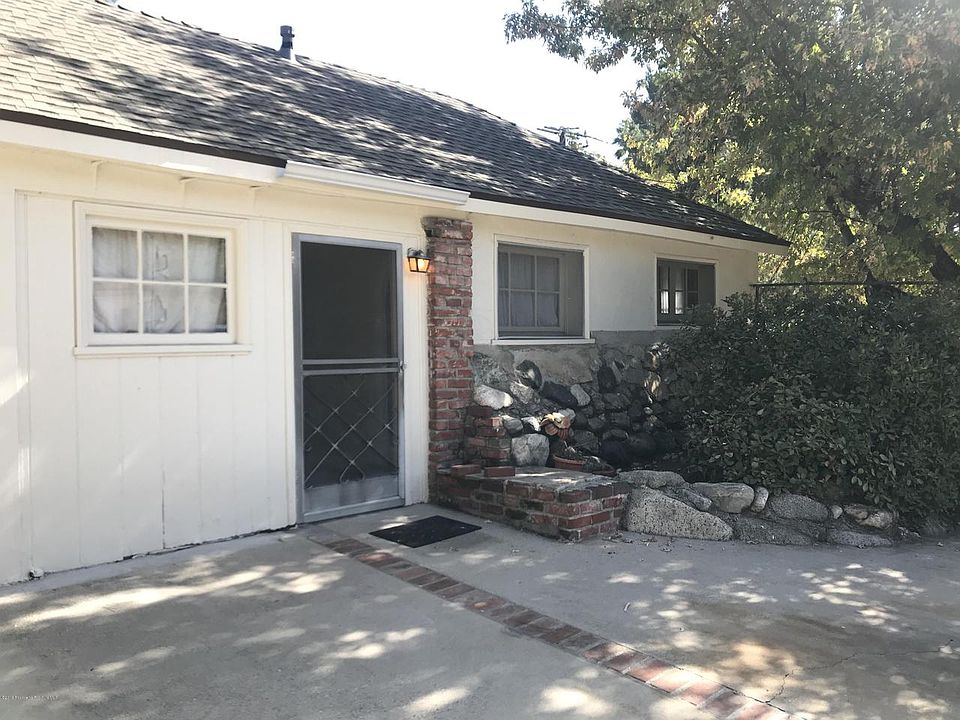 1st image of 2746 Porter Ave #2