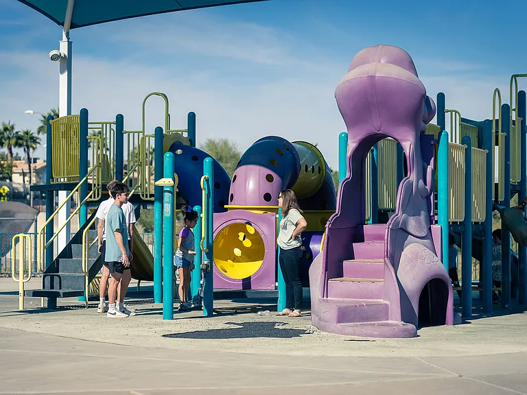 Miro at the Parc — Photo 54