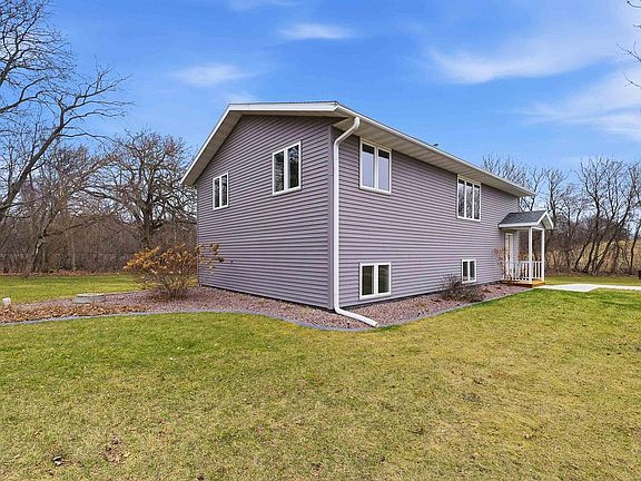 3rd image of N4202 Welsh Road