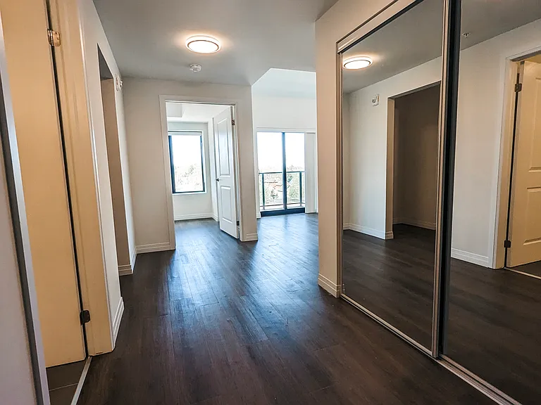 387 King St E #201 — Photo 17