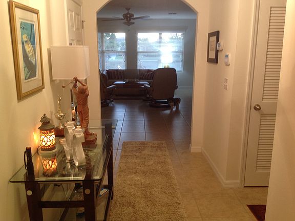 Hallway to livingroom