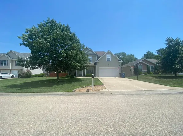 1323 Fawn Ln, Warrensburg, MO 64093