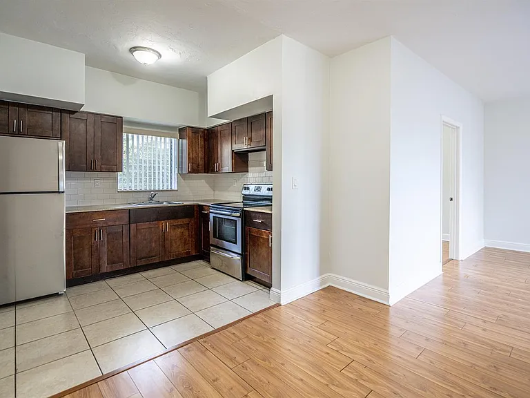 7927 East Dr #264 — Photo 12