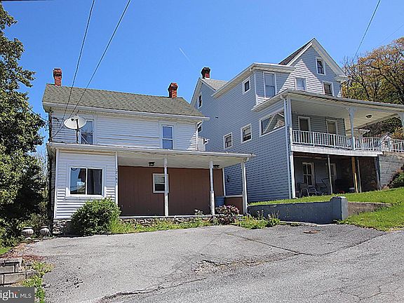 2nd image of 12161 Broad St