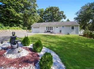 7 Jeanette Rd, Danbury, CT 06811