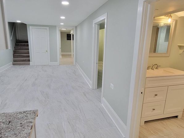 (undisclosed Address)