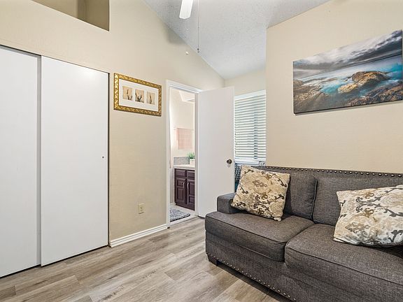 5th image of 821 Dublin Dr #153