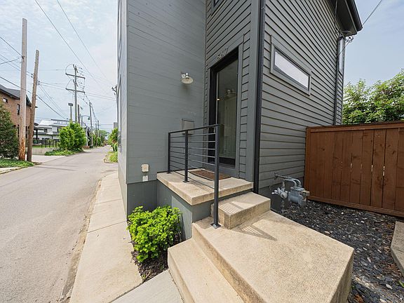 5th image of 567 Lathrop St