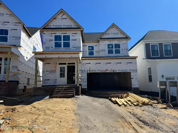 360 Catheys Creek Cir, Wendell, NC 27591