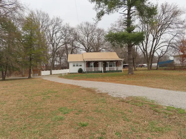 1280 Thompsonville Ln, Oak Grove, KY 42262