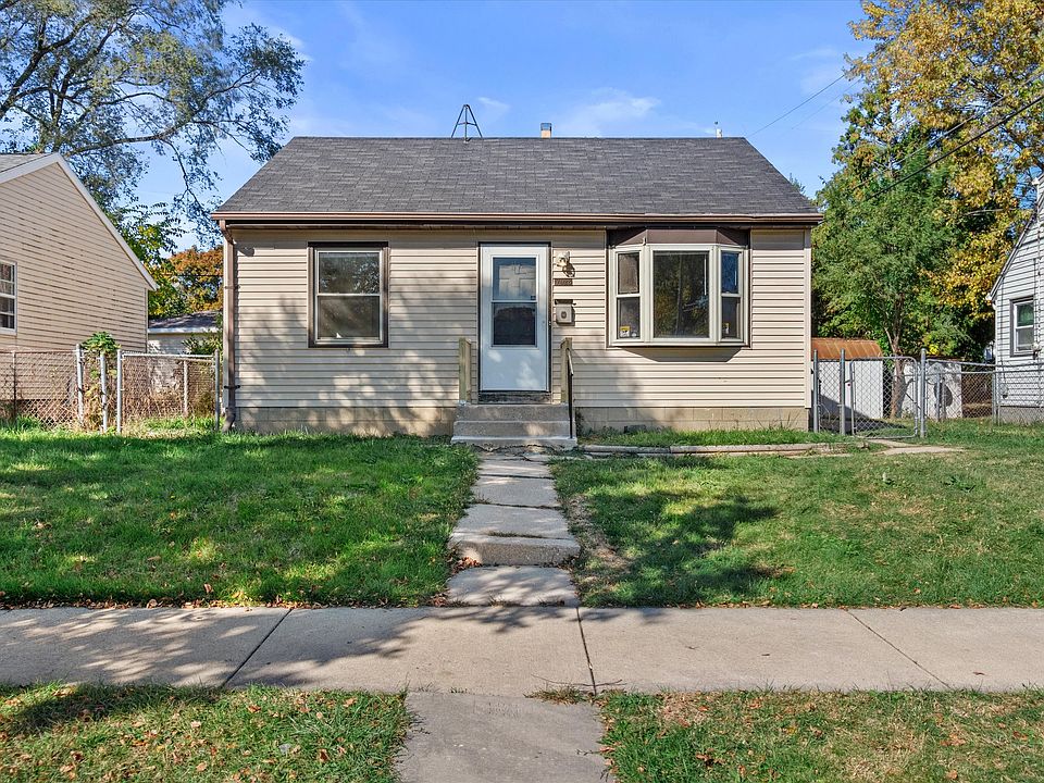 1st image of 7928 W Grantosa Dr #1