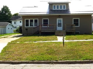 918 Main St, Ackley, IA 50601