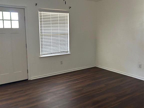 3rd image of 5522 Thrush Dr