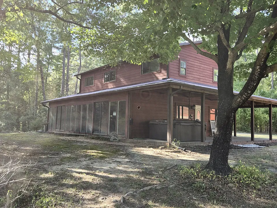 244 Deerfield Rd