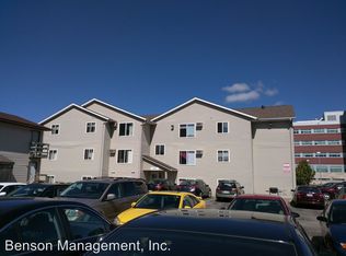 1300 Pine St APT 8, La Crosse, WI 54601