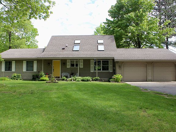 2nd image of 6955 Knollwood Ct