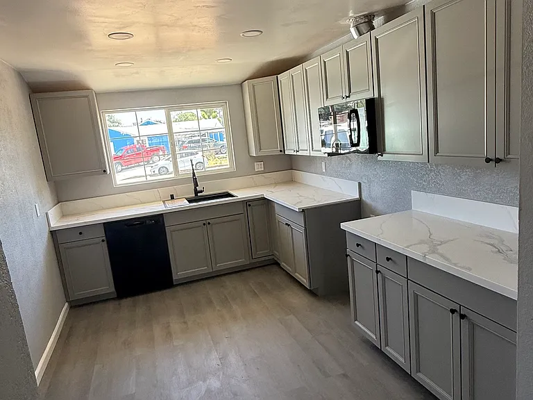 2159 E Avenue Q2 — Photo 7