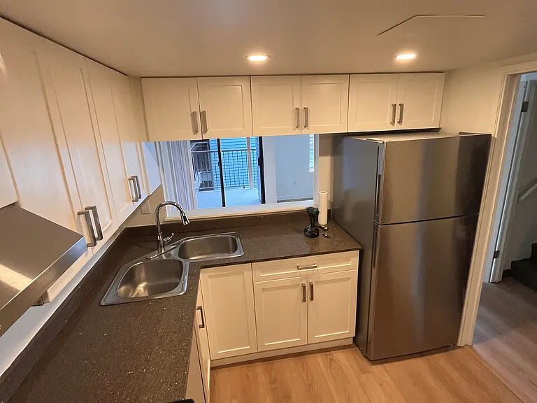 2225 Triumph St #416 — Photo 1