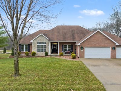 2370 W Country Club Dr, Sedalia, MO, 65301