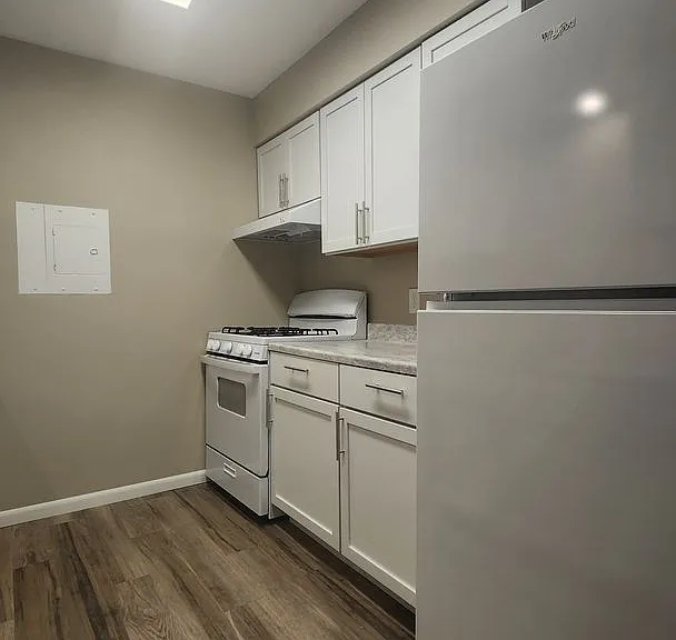 Davenport Street Apartments — Photo 3