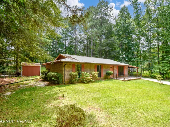 125 Willow St, Jacksons Gap, AL 36861