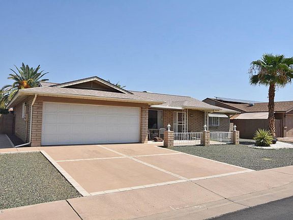 3rd image of 4724 E Dolphin Ave