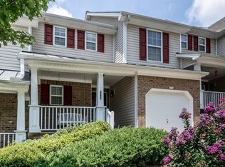 578 Fox Creek Xing, Woodstock, GA 30188