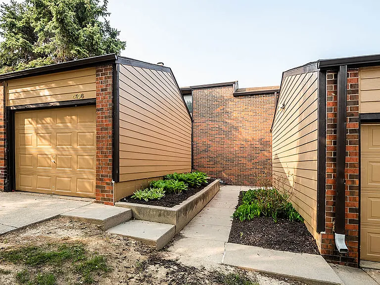 Townhomes with Garages