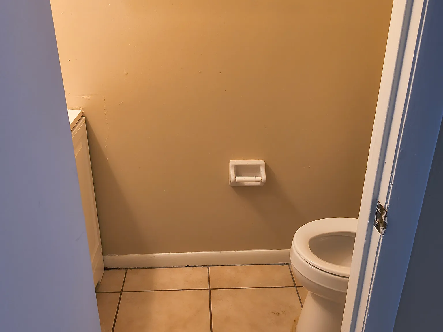 2 bed, 1.5 bath, 1860 sqft, $1,100 — Photo 4