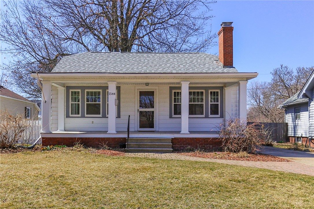 1544 45th St, Des Moines, IA 50311 Zillow