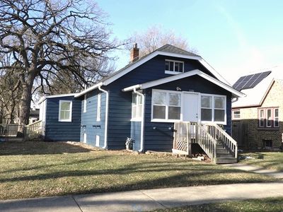 1126 N Ash St, Waukegan, IL, 60085
