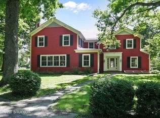 4N900 Greenwood Ln, Saint Charles, IL