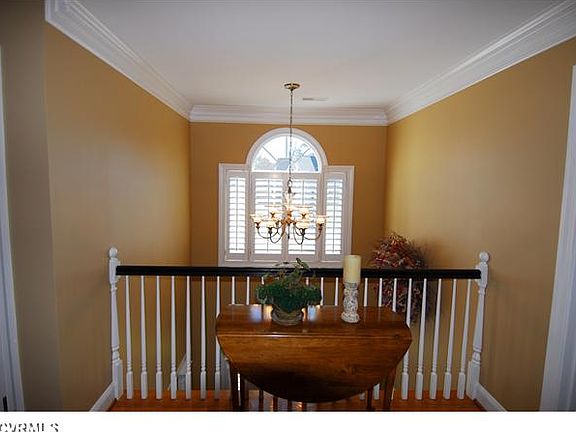 3rd image of 9217 Gayton Oaks Ct