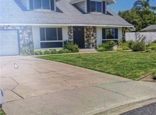 1261 Cumberland Cross Rd, Santa Ana, CA 92705