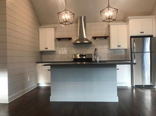 611 Brooklyn Mountain Rd, Hopatcong, NJ 07843