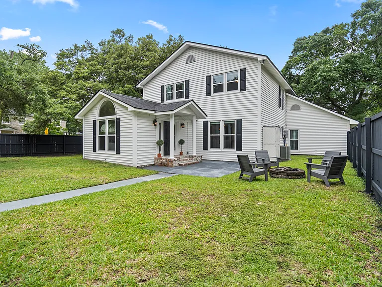 51 Stocker Dr — Photo 9