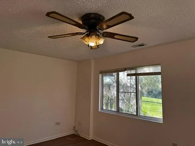 13238 Custom House Ct — Photo 81