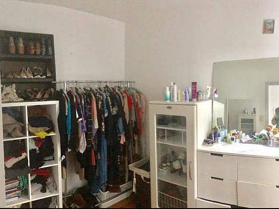 5th image of 583 Saint Johns Pl #3