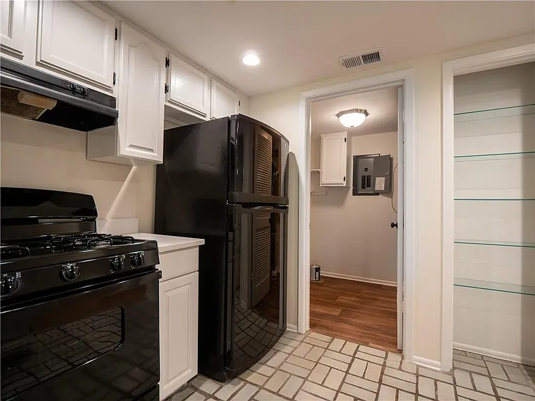 43 Arbor End SE — Photo 12